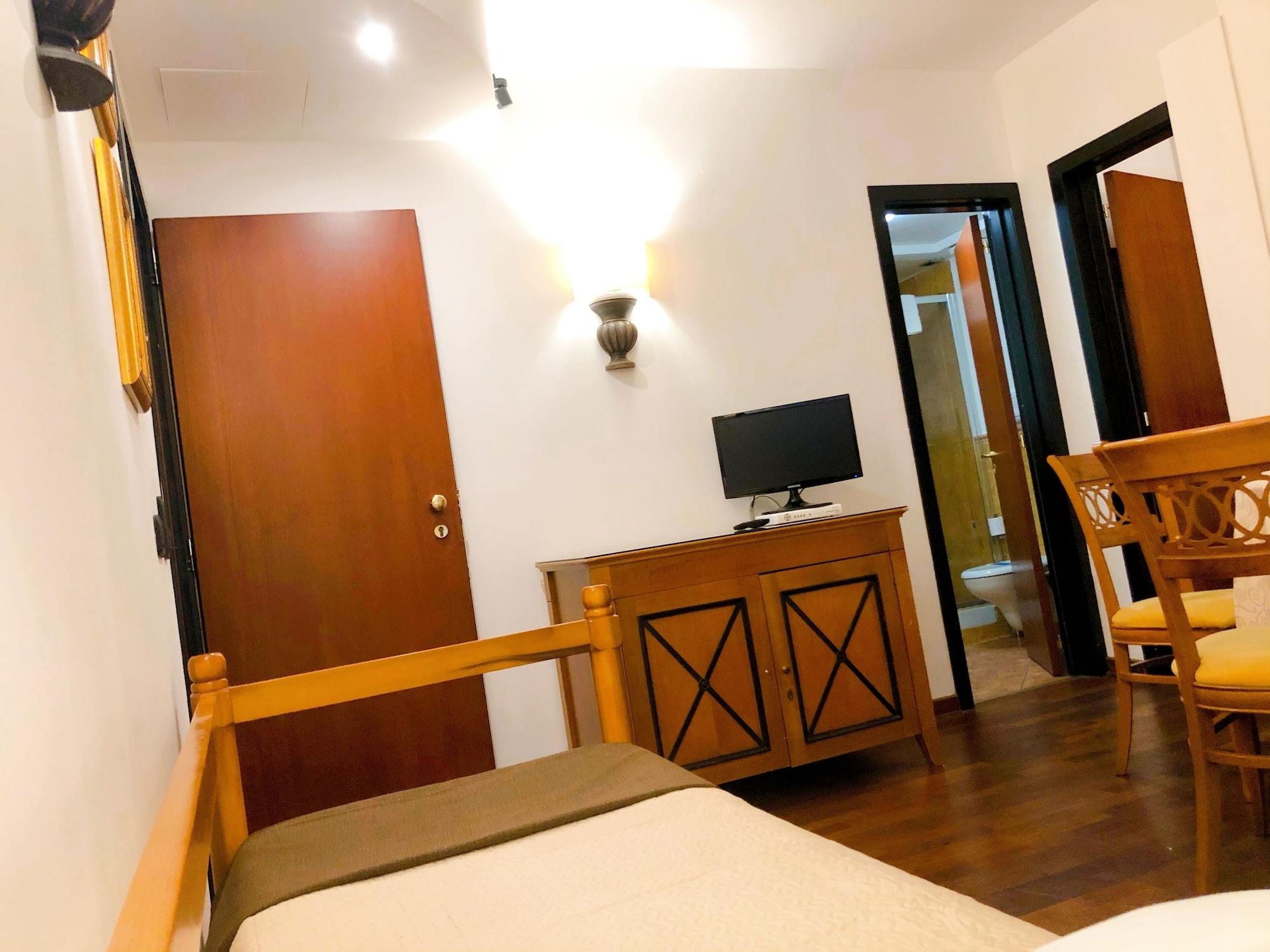 Hotel Florio Opera Palermo Central Экстерьер фото